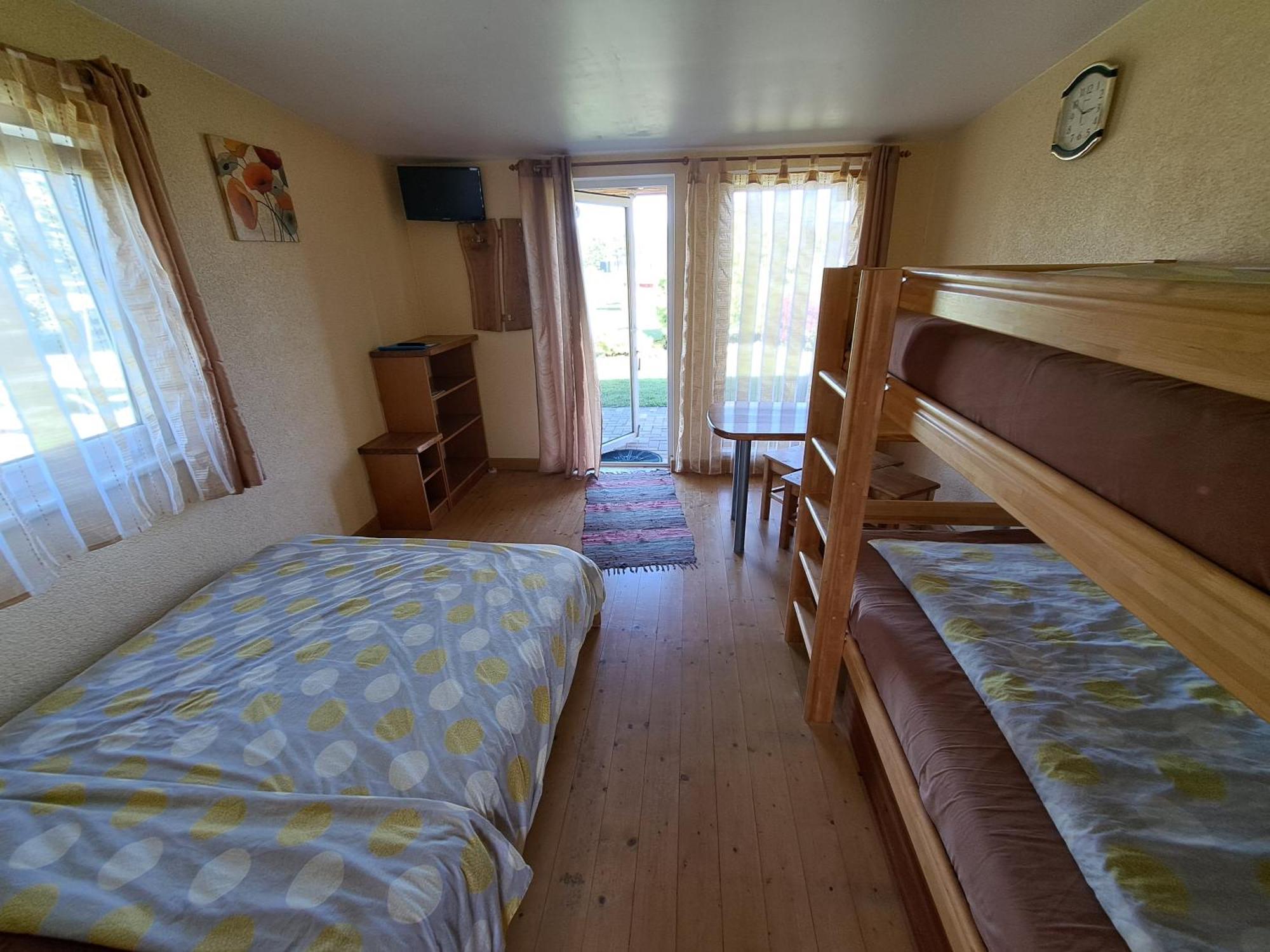 Guest House Podnieki Ventspils Exterior foto