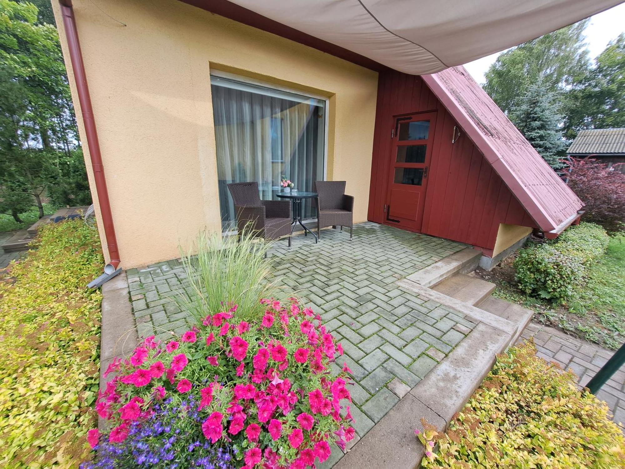 Guest House Podnieki Ventspils Exterior foto